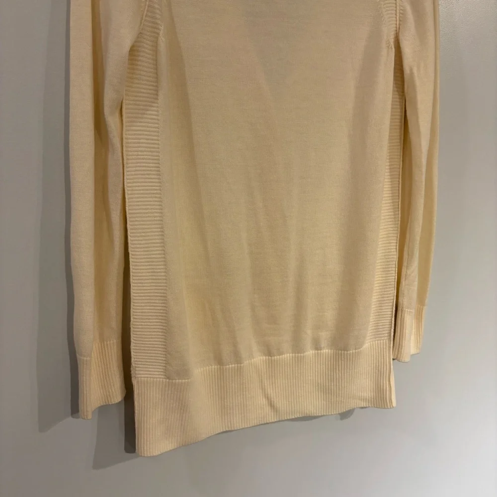 Banana Republic Merino Wool button front cardigan longer style extra fine wool - Picture 9 of 16